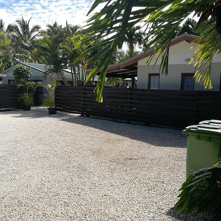 ホテル Sunset Palms ラロトンガ島 エクステリア 写真