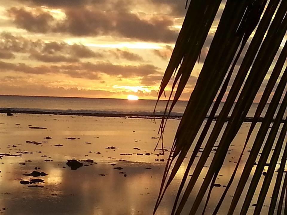 ホテル Sunset Palms ラロトンガ島 部屋 写真