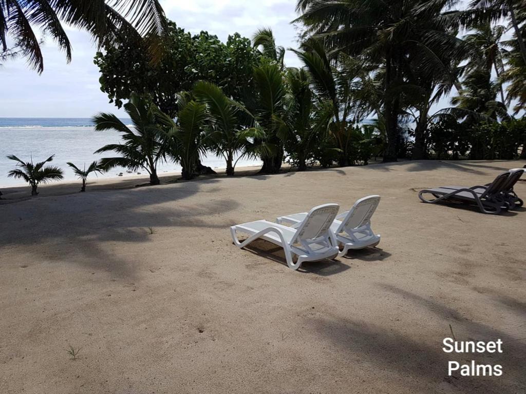 ホテル Sunset Palms ラロトンガ島 エクステリア 写真